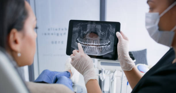 Licensed Tooth Extraction service in Rossmoyne, OH - Smile Center Dentistry